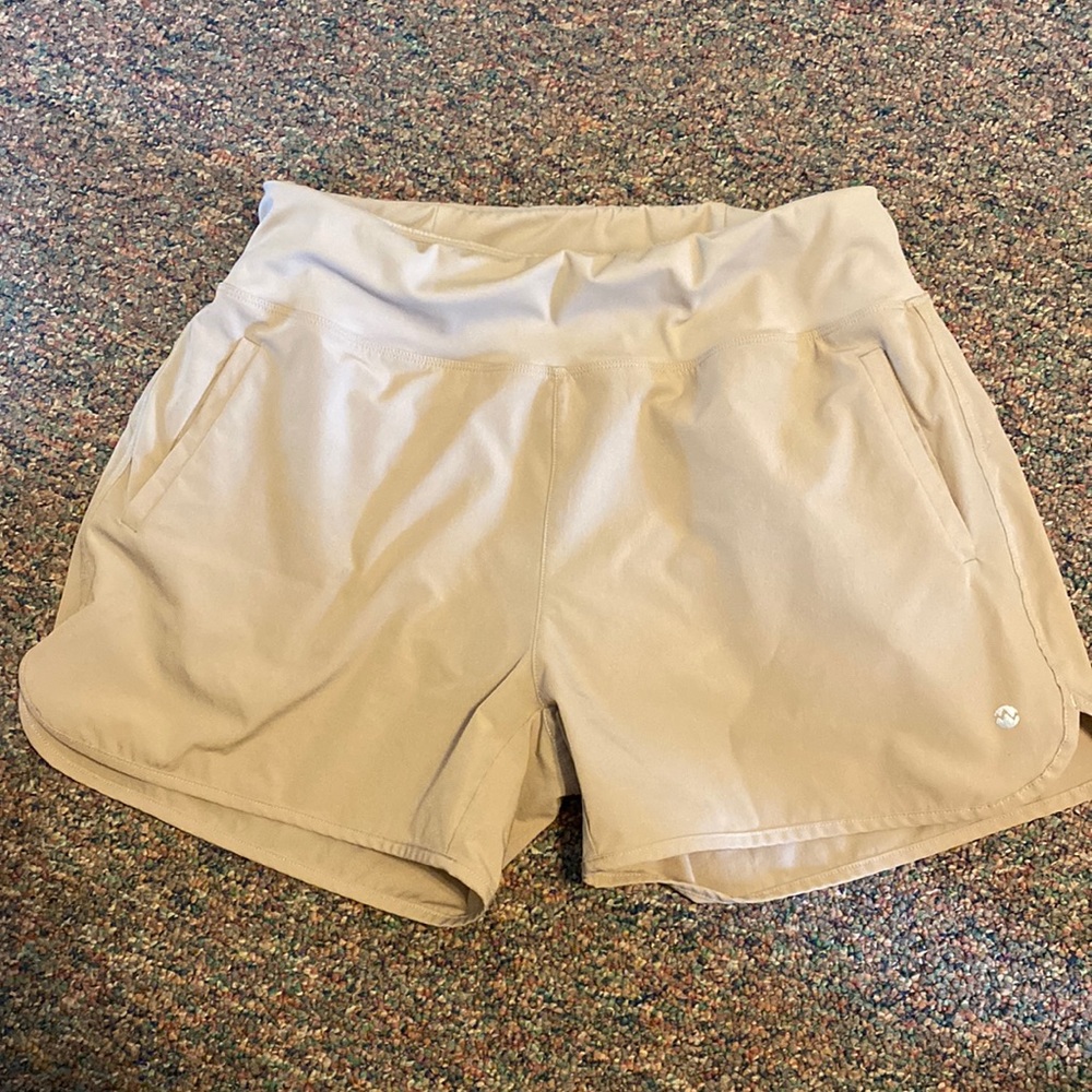 Willit Women’s Shorts Size Med-EUC